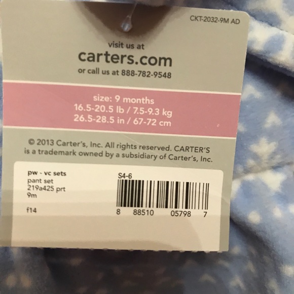 NWT Carters 9 Month Fleece Snowflake hooded outfit - Picture 3 of 4